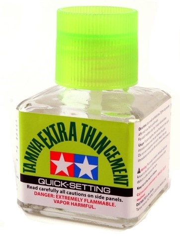 Tamiya Quick-Setting Extra Thin Cement Glue (40 ml)